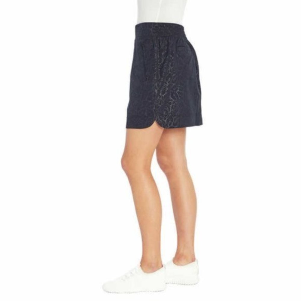 ORVIS Embossed Black Roses Pull On Skort - Medium - Picture 2 of 4